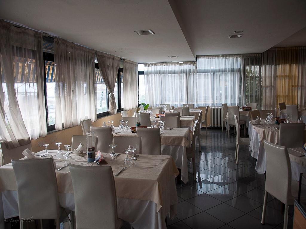 Albergo Gea Понтеканьяно Экстерьер фото